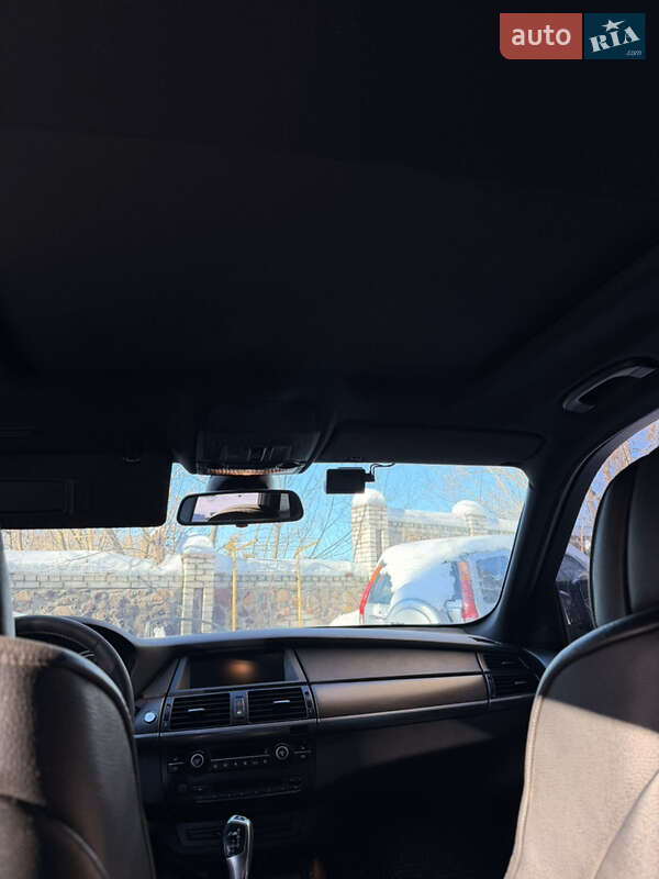 Внедорожник / Кроссовер BMW X5 2010 в Киеве