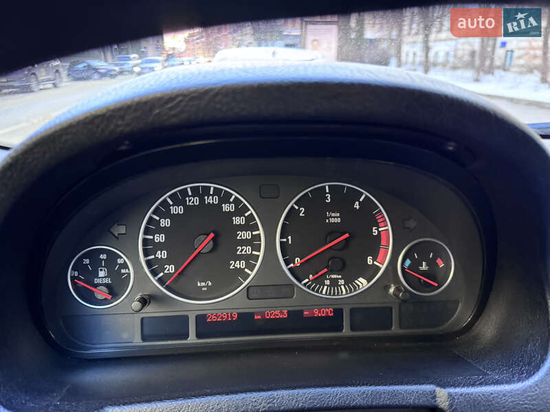 Внедорожник / Кроссовер BMW X5 2004 в Харькове