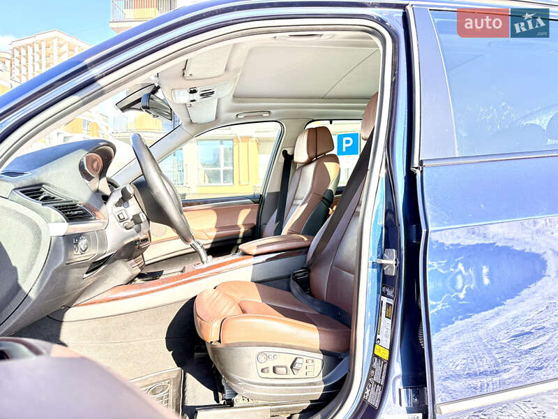 Внедорожник / Кроссовер BMW X5 2011 в Тернополе