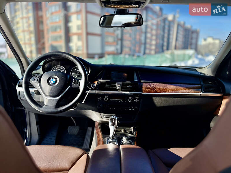 Внедорожник / Кроссовер BMW X5 2011 в Тернополе