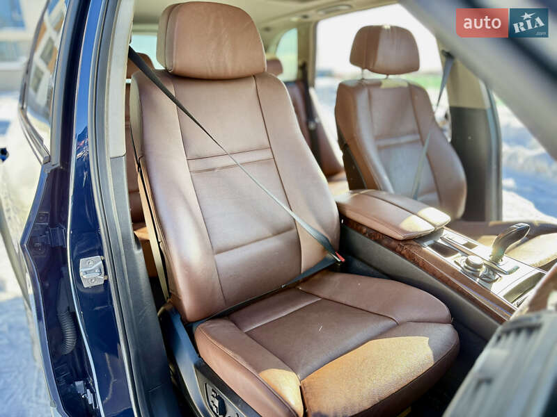 Внедорожник / Кроссовер BMW X5 2011 в Тернополе