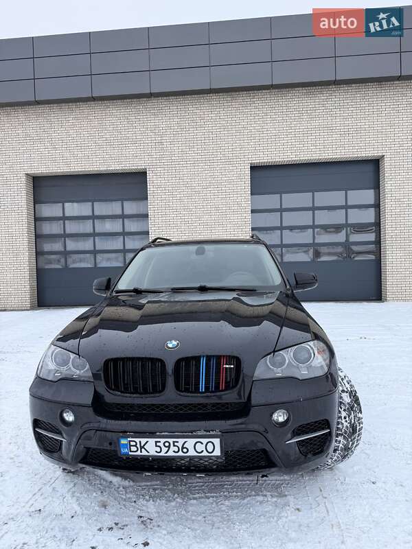 Позашляховик / Кросовер BMW X5 2012 в Рівному