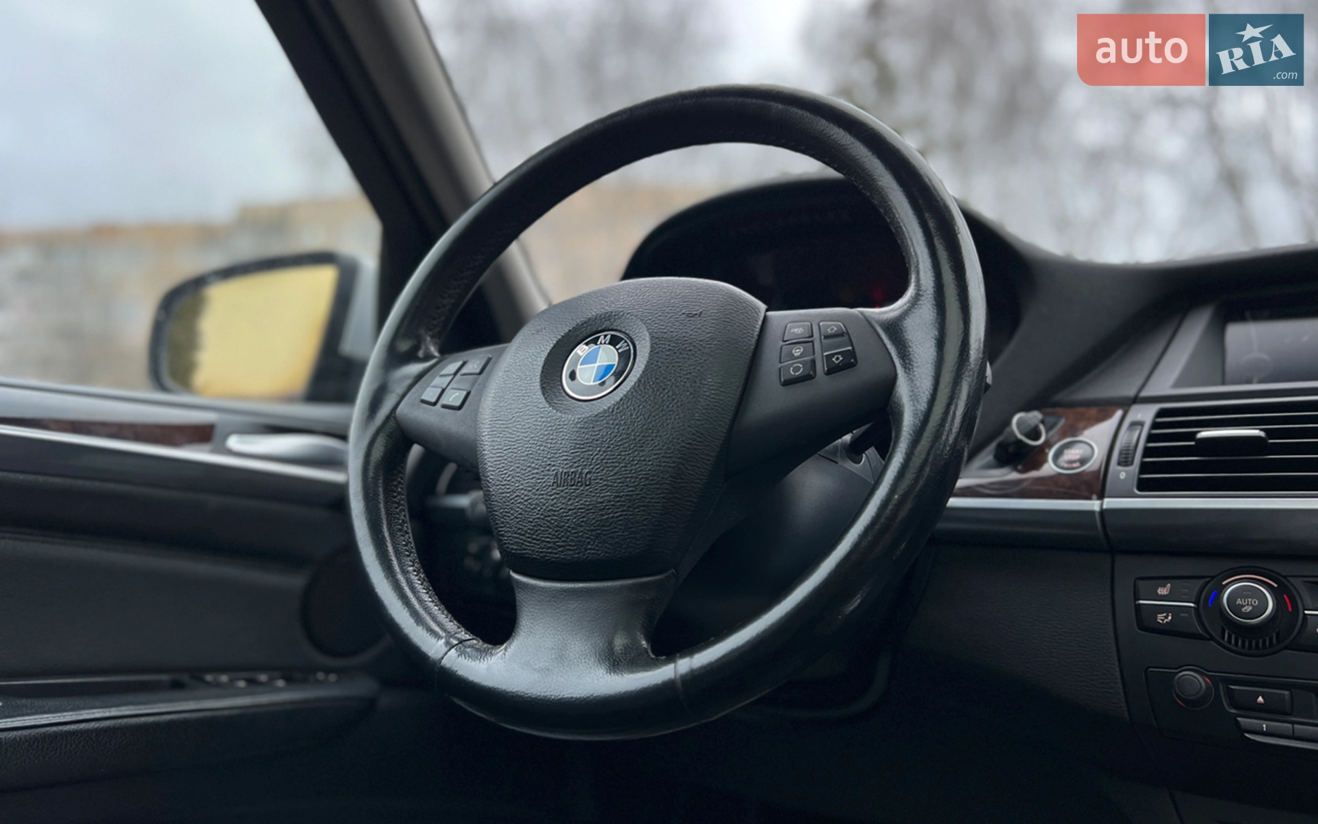 2010 BMW X5 - мініатюра 21