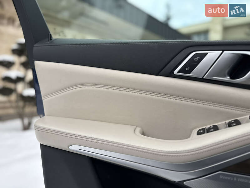 Внедорожник / Кроссовер BMW X5 2019 в Львове