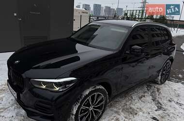 Внедорожник / Кроссовер BMW X5 2022 в Киеве
