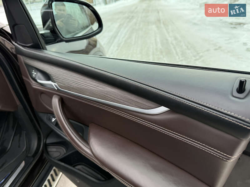 Внедорожник / Кроссовер BMW X5 2015 в Житомире