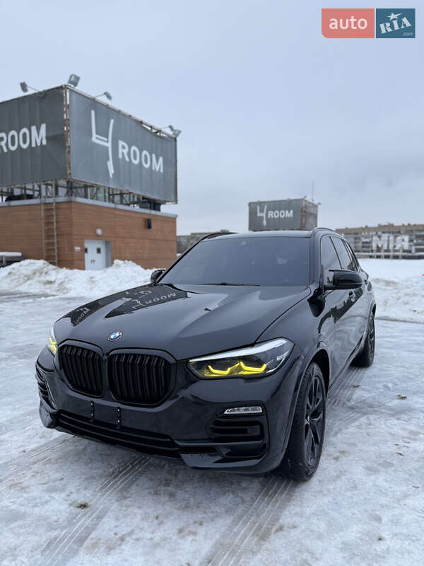 Позашляховик / Кросовер BMW X5 2019 в Києві фото 11 Позашляховик / Кросовер BMW X5 2019 в Києві
