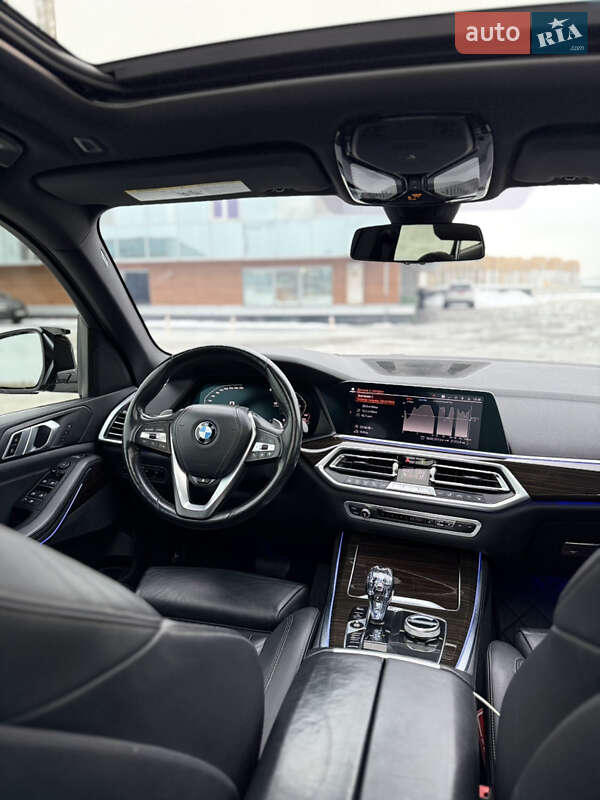 Позашляховик / Кросовер BMW X5 2019 в Києві фото 14 Позашляховик / Кросовер BMW X5 2019 в Києві