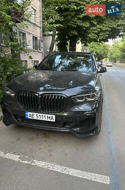 Позашляховик / Кросовер BMW X5 2019 в Івано-Франківську