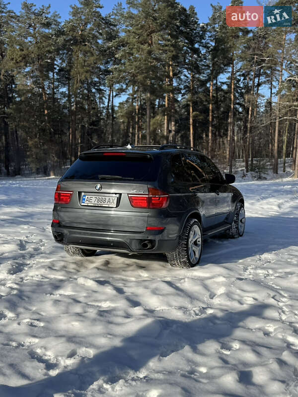 Позашляховик / Кросовер BMW X5 2010 в Києві