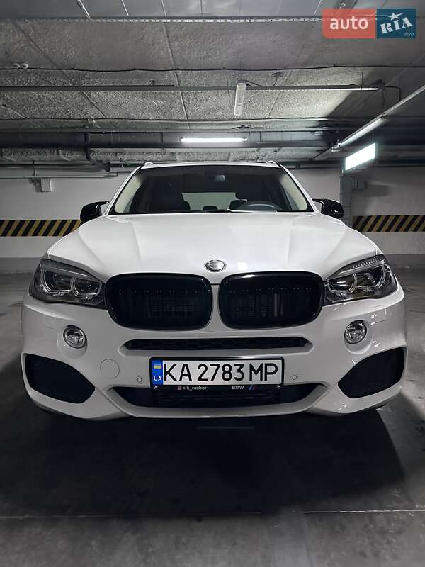 Внедорожник / Кроссовер BMW X5 2015 в Киеве