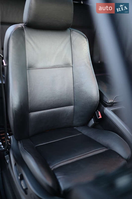 Внедорожник / Кроссовер BMW X5 2005 в Дубно