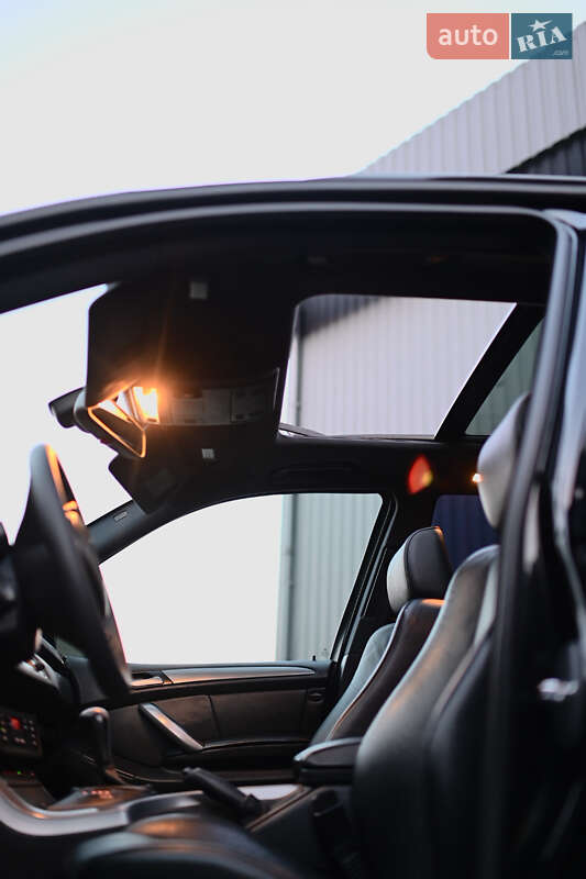 Внедорожник / Кроссовер BMW X5 2005 в Дубно