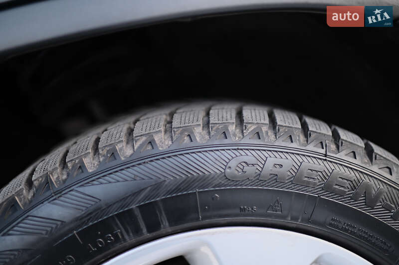 Внедорожник / Кроссовер BMW X5 2005 в Дубно