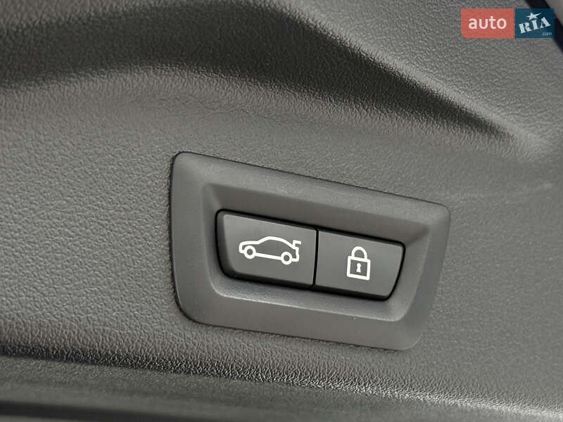 Внедорожник / Кроссовер BMW X5 2020 в Киеве