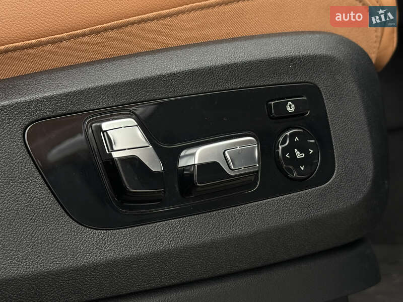 Внедорожник / Кроссовер BMW X5 2020 в Киеве