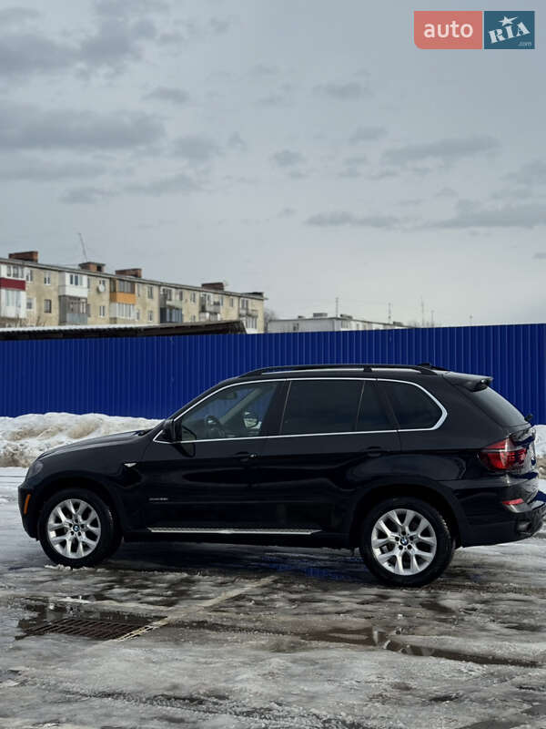 Внедорожник / Кроссовер BMW X5 2013 в Калуше