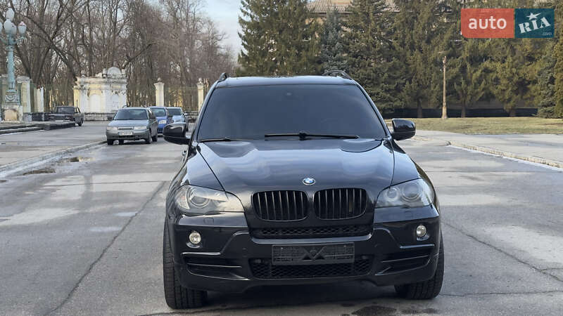 Внедорожник / Кроссовер BMW X5 2007 в Желтых Водах