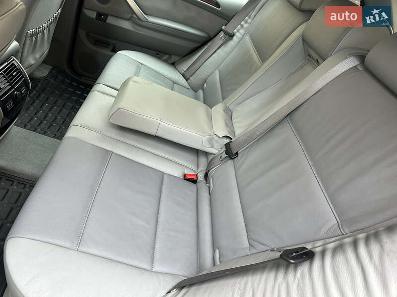 Позашляховик / Кросовер BMW X5 2002 в Києві фото 35 Позашляховик / Кросовер BMW X5 2002 в Києві