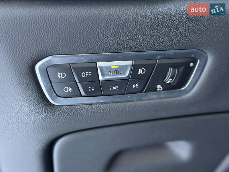 Внедорожник / Кроссовер BMW X5 2020 в Ровно