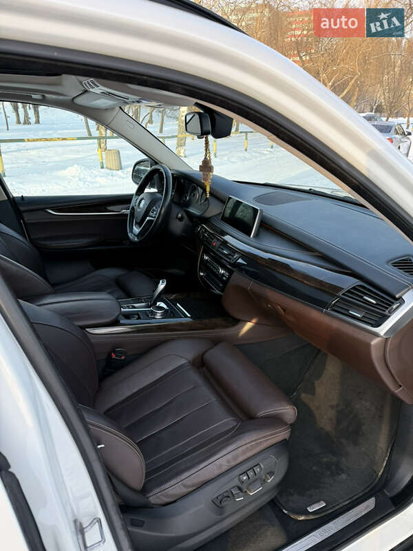 Внедорожник / Кроссовер BMW X5 2015 в Ровно фото 9 Внедорожник / Кроссовер BMW X5 2015 в Ровно