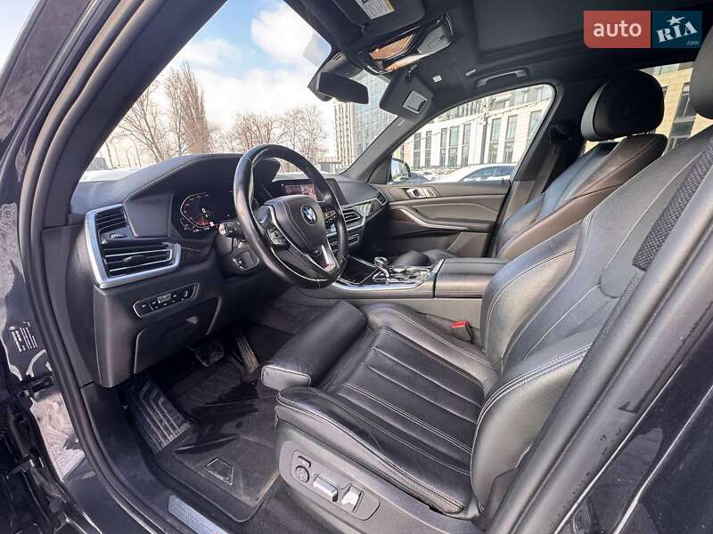 Внедорожник / Кроссовер BMW X5 2019 в Киеве