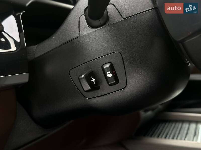 Внедорожник / Кроссовер BMW X5 2016 в Киеве