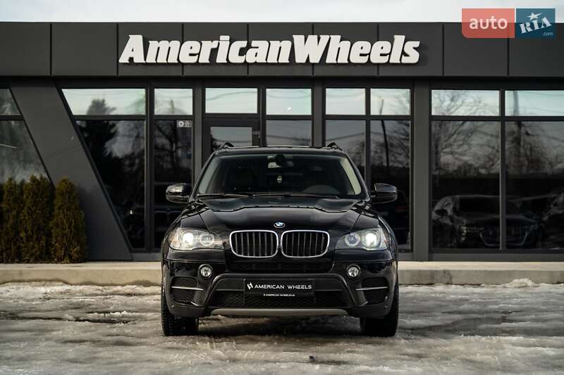 Позашляховик / Кросовер BMW X5 2011 в Чернівцях