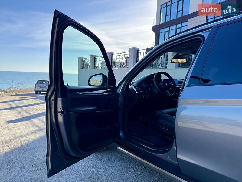 Внедорожник / Кроссовер BMW X5 2014 в Одессе