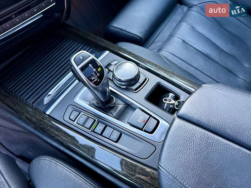 Внедорожник / Кроссовер BMW X5 2014 в Одессе