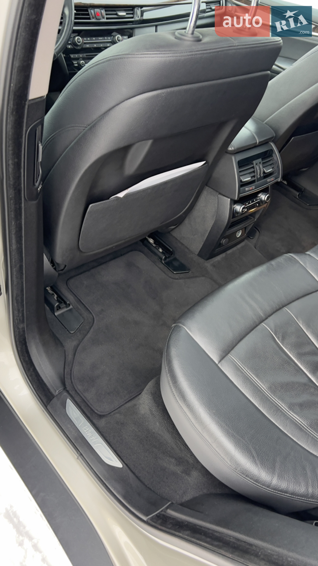 2015 BMW X5 - мініатюра 19