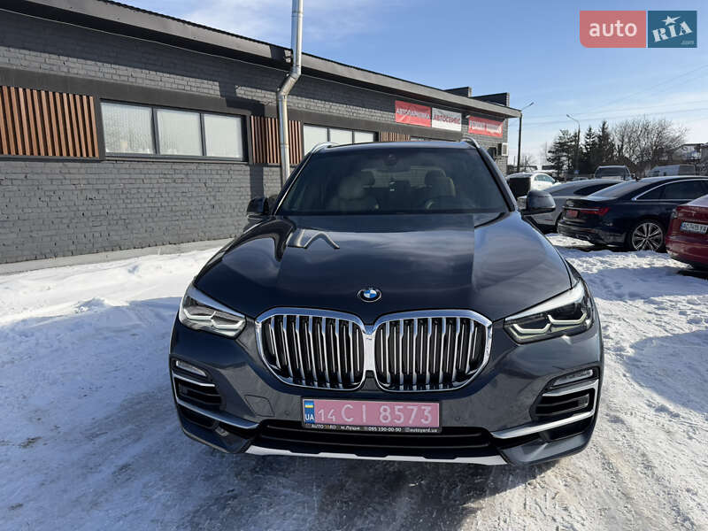Внедорожник / Кроссовер BMW X5 2019 в Луцке