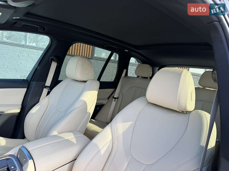 Внедорожник / Кроссовер BMW X5 2019 в Луцке