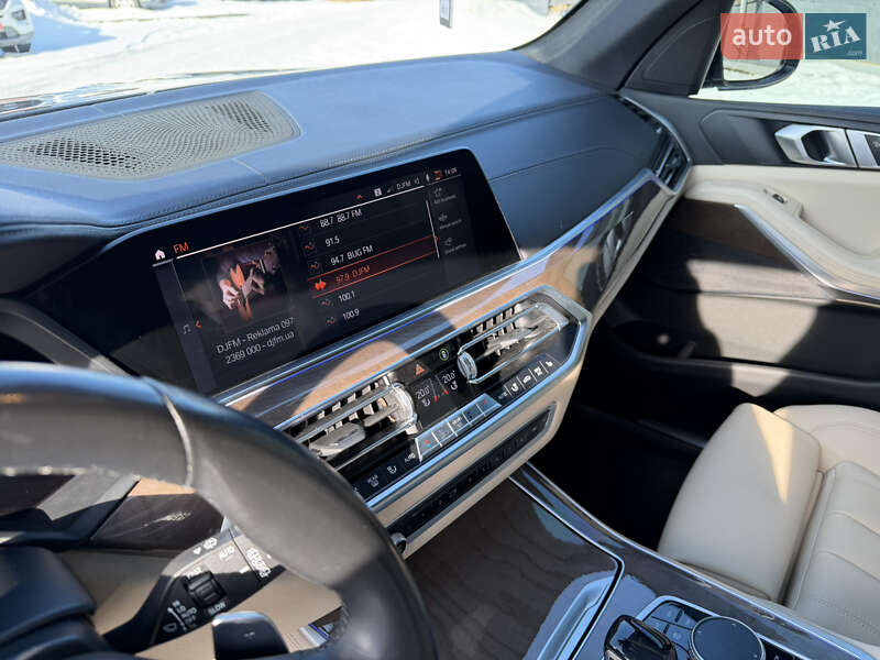 Внедорожник / Кроссовер BMW X5 2019 в Луцке