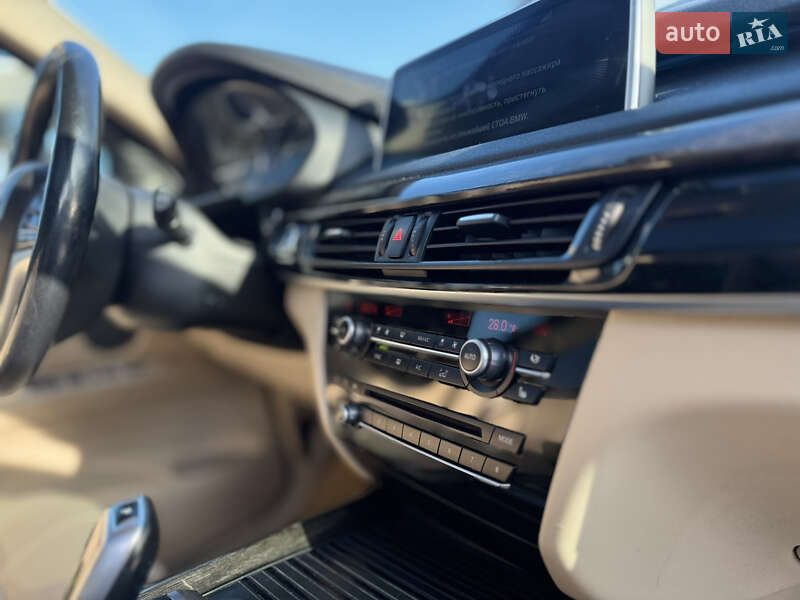 Позашляховик / Кросовер BMW X5 2014 в Львові