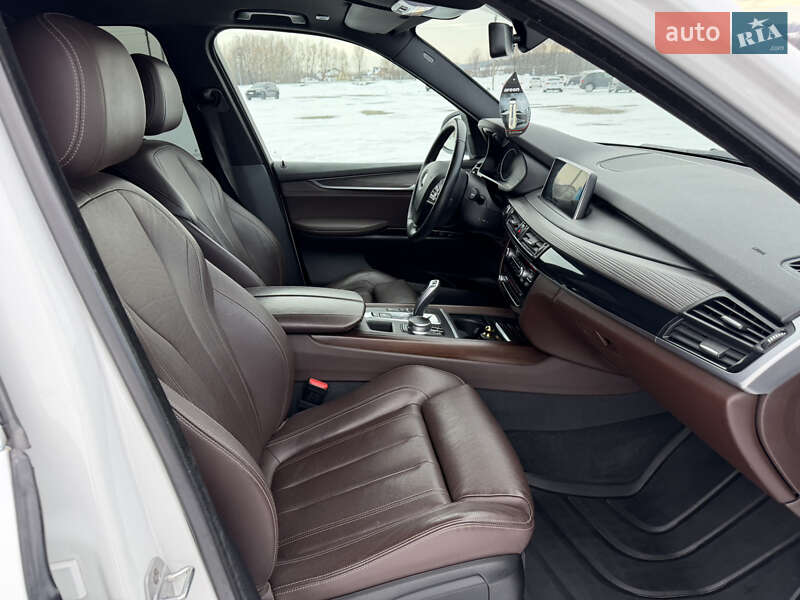 Позашляховик / Кросовер BMW X5 2017 в Києві