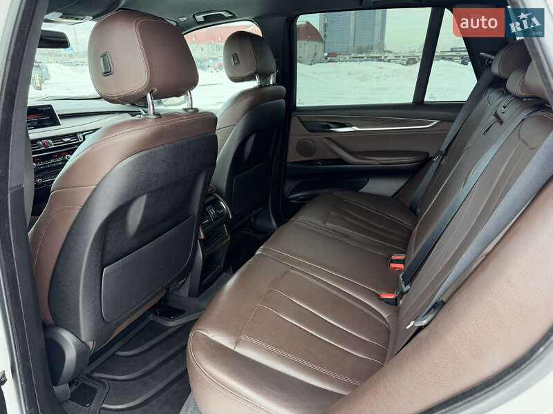 Позашляховик / Кросовер BMW X5 2017 в Києві
