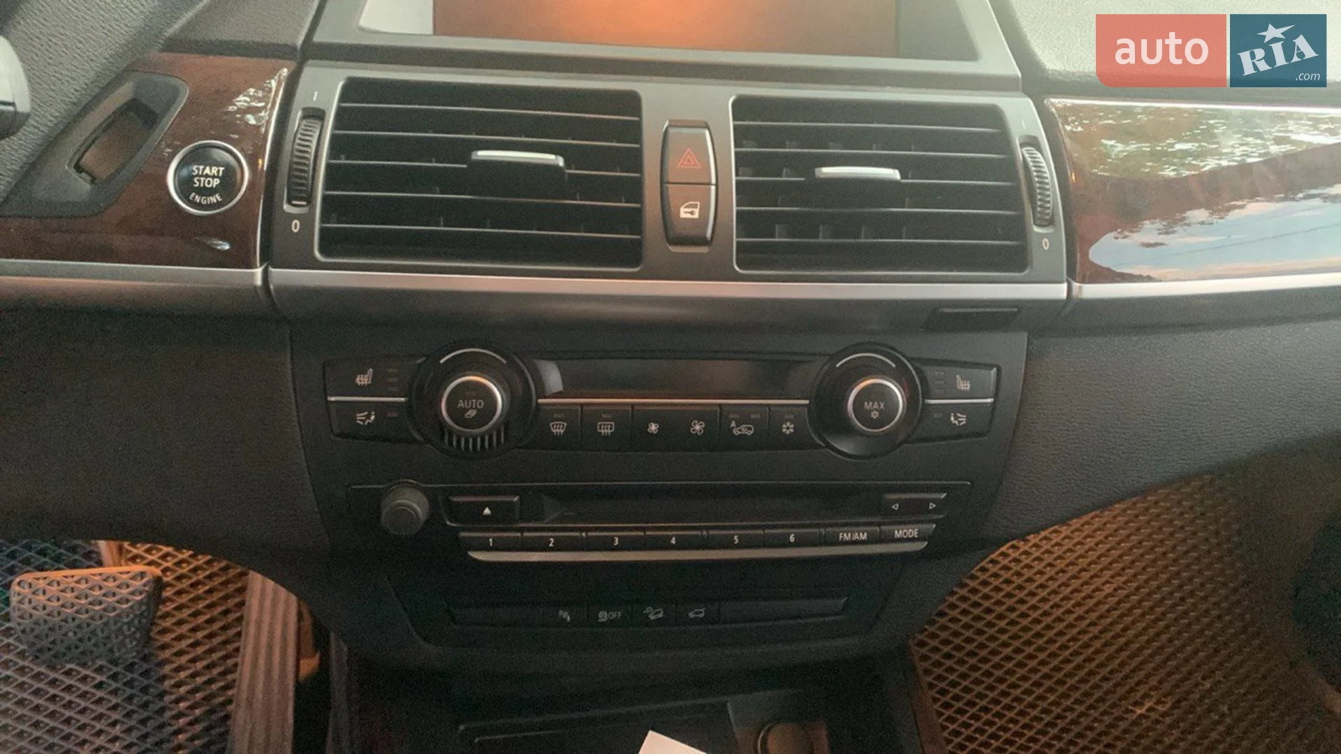 2012 BMW X5 - мініатюра 10