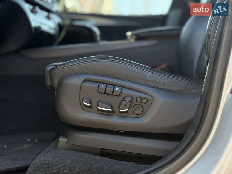 Внедорожник / Кроссовер BMW X5 2016 в Львове