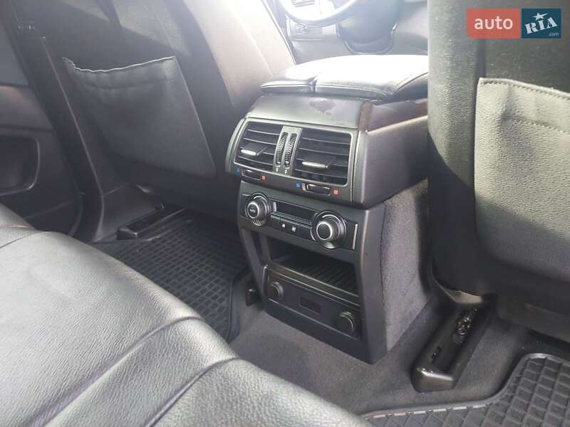 Позашляховик / Кросовер BMW X5 2011 в Києві фото 18 Позашляховик / Кросовер BMW X5 2011 в Києві