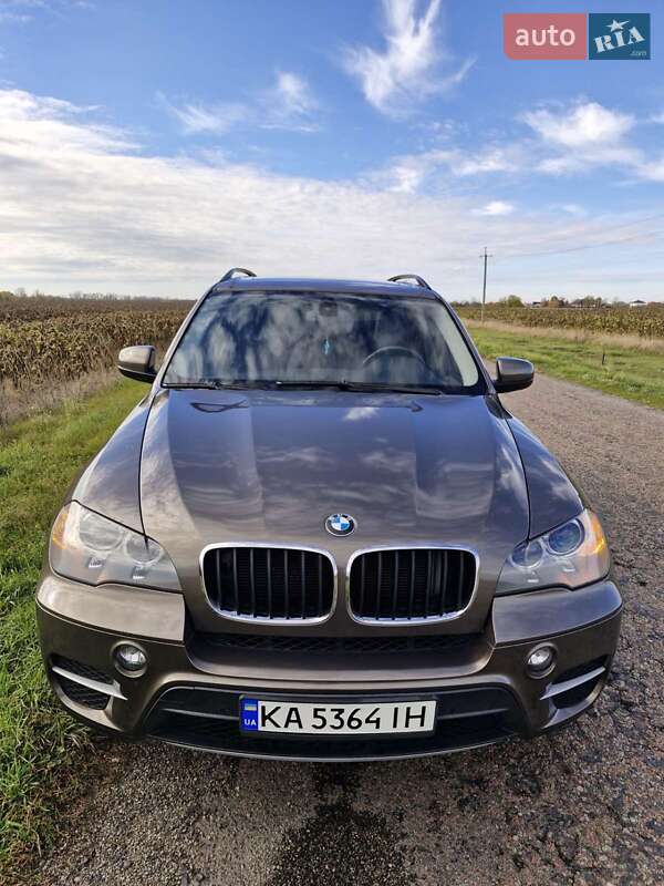 Позашляховик / Кросовер BMW X5 2011 в Києві фото 2 Позашляховик / Кросовер BMW X5 2011 в Києві