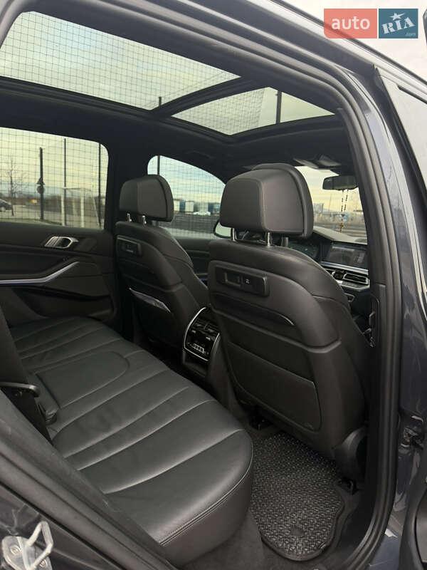 Внедорожник / Кроссовер BMW X5 2019 в Киеве