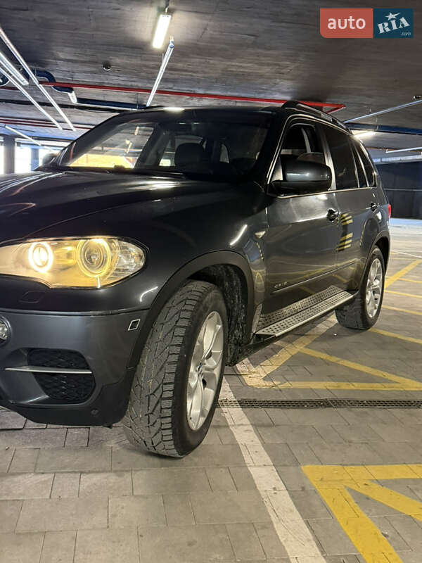 BMW X5 2011