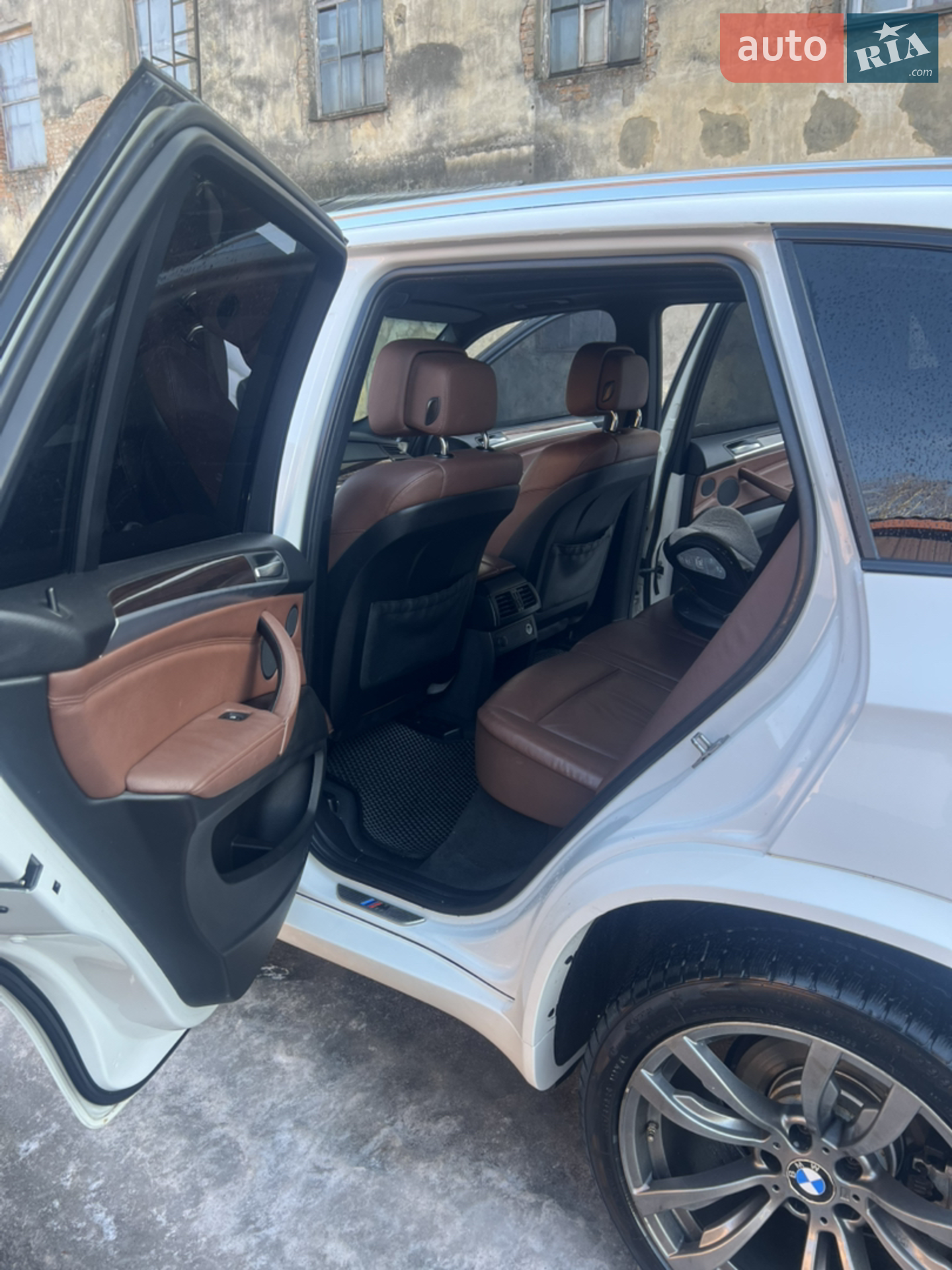 2011 BMW X5 - мініатюра 11