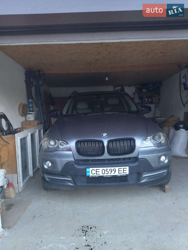 Внедорожник / Кроссовер BMW X5 2008 в Новоселице