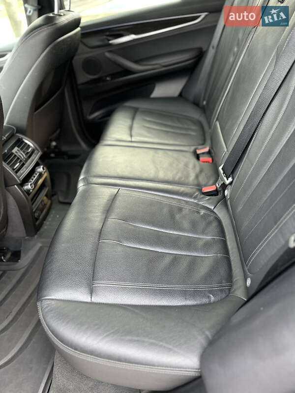 Позашляховик / Кросовер BMW X5 2018 в Львові