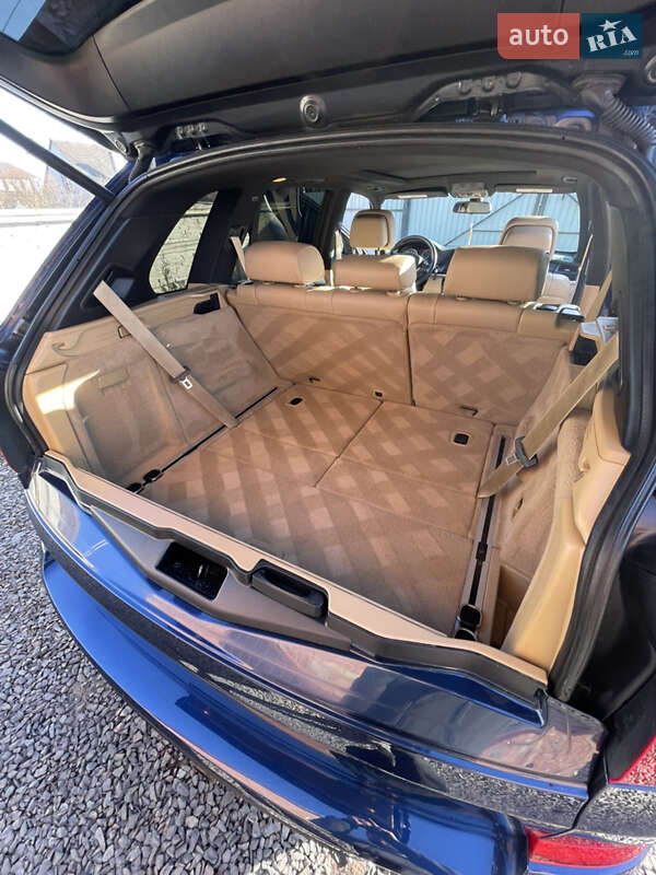 Позашляховик / Кросовер BMW X5 2010 в Нововолинську