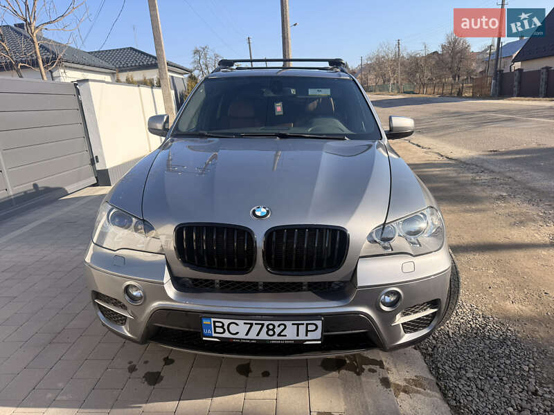 Позашляховик / Кросовер BMW X5 2013 в Самборі