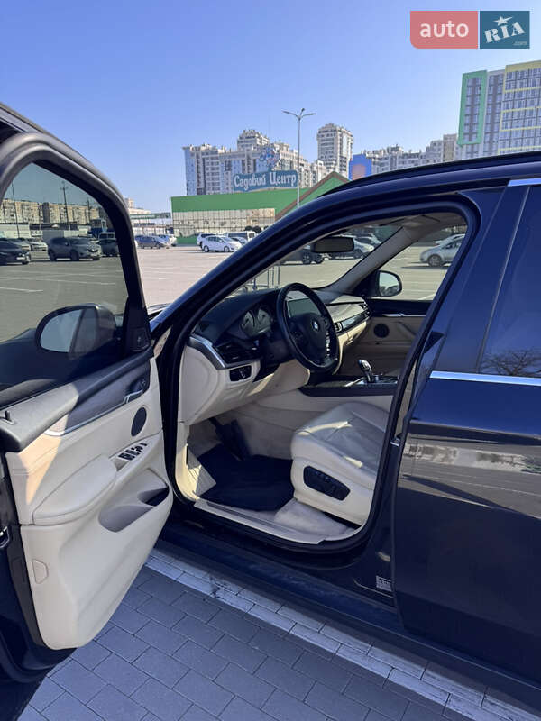 Позашляховик / Кросовер BMW X5 2014 в Одесі