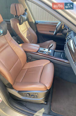 Внедорожник / Кроссовер BMW X5 2013 в Тернополе